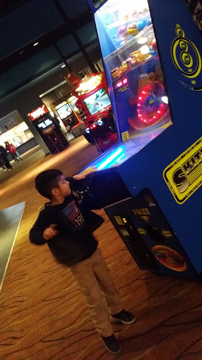 Movie Theater «Edge 12 Birmingham», reviews and photos, 7001 Crestwood Blvd #1100, Birmingham, AL 35210, USA