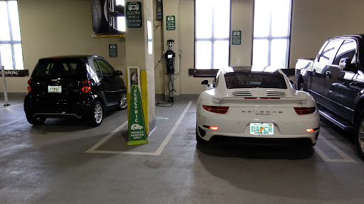 Grocery Store «Whole Foods Market», reviews and photos, 6701 Red Rd, Coral Gables, FL 33143, USA