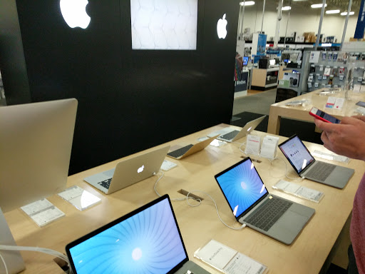 Electronics Store «Best Buy», reviews and photos, 1350 50th St E, Inver Grove Heights, MN 55077, USA