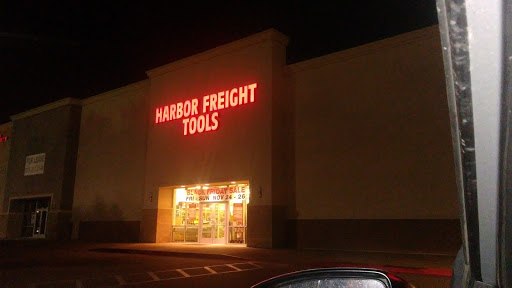 Hardware Store «Harbor Freight Tools», reviews and photos, 1102 W Arbrook Blvd # 104, Arlington, TX 76015, USA