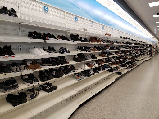 Clothing Store «Ross Dress for Less», reviews and photos, 11720 Medlock Bridge Rd, Johns Creek, GA 30097, USA