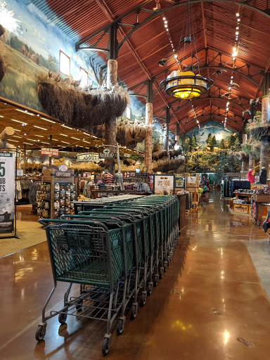 Sporting Goods Store «Bass Pro Shops», reviews and photos, 1000 Bass Pro Dr NW, Altoona, IA 50009, USA