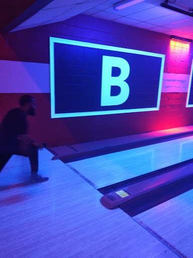 Bowling Alley «Brunswick Zone Heather Ridge Lanes», reviews and photos, 2200 S Peoria St, Aurora, CO 80014, USA