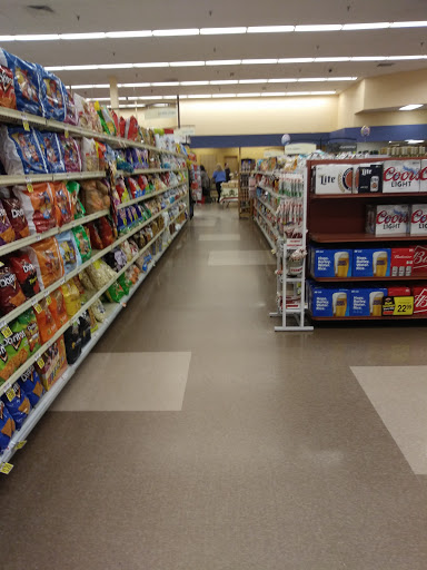 Grocery Store «Hannaford Supermarket», reviews and photos, 415 Philbrook Ave, South Portland, ME 04106, USA