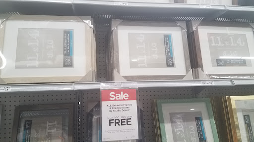 Craft Store «Michaels», reviews and photos, 1019 Montauk Hwy #1, Shirley, NY 11967, USA