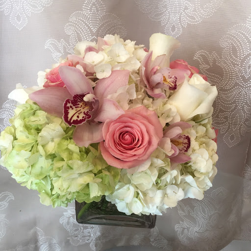 Florist «Flowers By Elizabeth», reviews and photos, 3131 NJ-38 #12, Mt Laurel, NJ 08054, USA