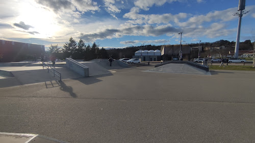 Skatepark à Saint-Genis-Laval