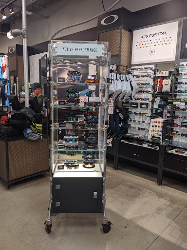 Sunglasses Store «Oakley Vault», reviews and photos, 3939 S Interstate Hwy 35 #191, San Marcos, TX 78666, USA