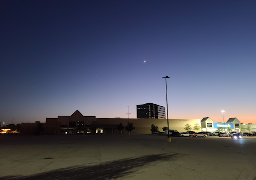 Discount Store «Walmart», reviews and photos, 1460 Golf Rd, Rolling Meadows, IL 60008, USA