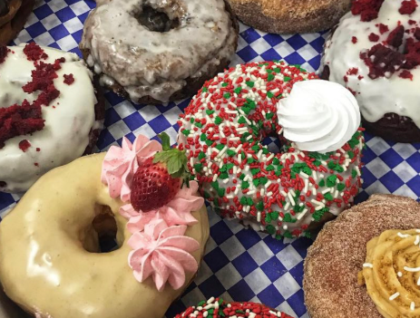 Donut Shop «Sweet Retreat Donuts», reviews and photos, 924 Pacific Coast Hwy, Long Beach, CA 90806, USA