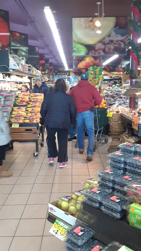 Grocery Store «C-Town Supermarkets», reviews and photos, 88 Croton Ave, Ossining, NY 10562, USA