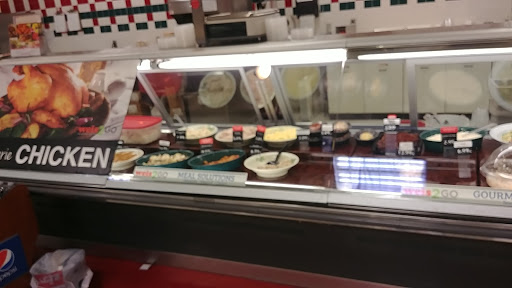 Grocery Store «Weis Markets», reviews and photos, 1102 N Queen St, Martinsburg, WV 25404, USA