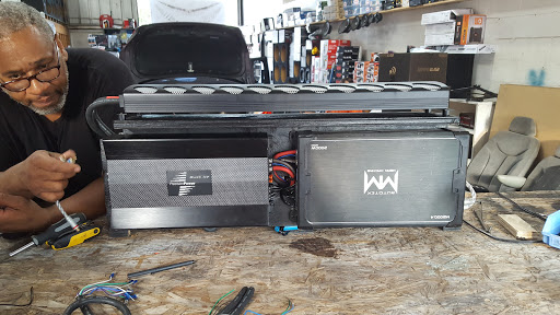 Car Stereo Store «Xtreme Audio Titusville», reviews and photos, 170 Fisher Ave, Titusville, FL 32796, USA