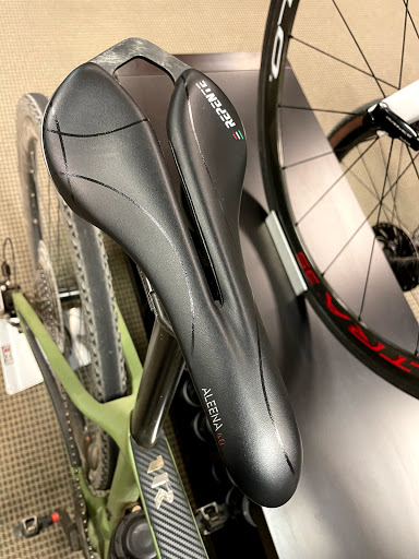 Outdoor Sports Store «twohubs cycling boutique», reviews and photos, 27231 Burbank #201, Foothill Ranch, CA 92610, USA