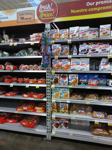 Grocery Store «Food 4 Less», reviews and photos, 4400 Slauson Ave, Maywood, CA 90270, USA