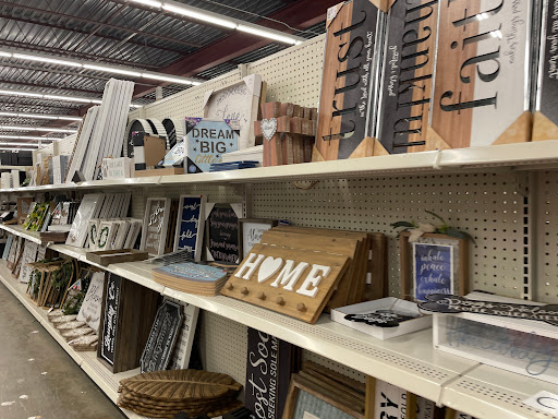 Home Goods Store «Old Time Pottery Murfreesboro», reviews and photos, 480 River Rock Blvd, Murfreesboro, TN 37128, USA