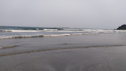 Quynh Bang Beach'in fotoğrafı ve yerleşim