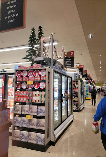 Grocery Store «Safeway», reviews and photos, 4831 Point Fosdick Dr NW, Gig Harbor, WA 98335, USA