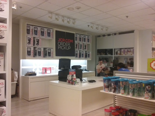 Department Store «JCPenney», reviews and photos, 100 4 Seasons Town Center Ent, Greensboro, NC 27407, USA