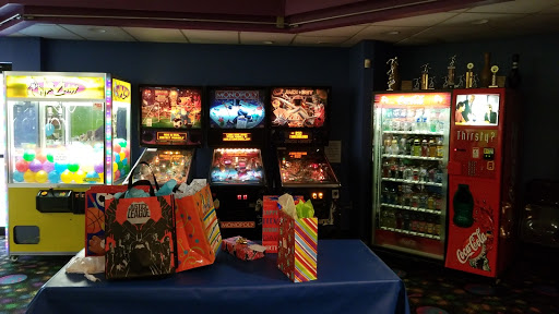 Bowling Alley «Mouse Trap Lanes», reviews and photos, 2051 Dennisville-Petersburg Rd, Woodbine, NJ 08270, USA