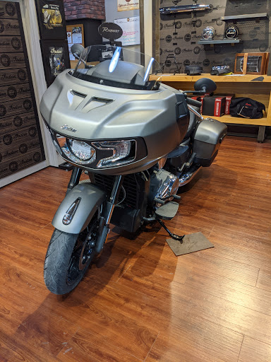 Motorcycle Dealer «Indian Motorcycle Kansas City & RideNow Powersports Kansas City», reviews and photos, 800 N Rogers Rd, Olathe, KS 66062, USA