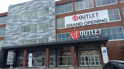Outlet Mall «VF Outlet Center», reviews and photos, 801 Hill Ave B117, Reading, PA 19610, USA