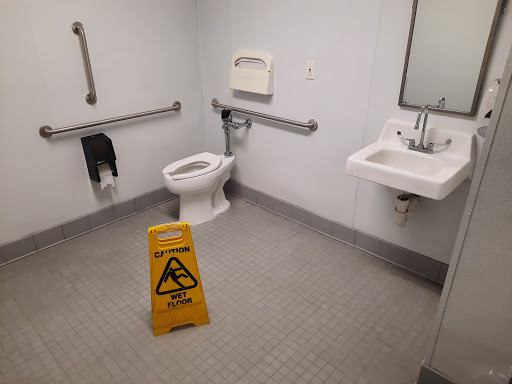 Office Supply Store «Staples», reviews and photos, 2636 N Salisbury Blvd, Salisbury, MD 21801, USA