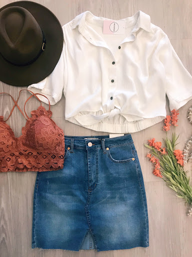 Fashion Accessories Store «Piace Boutique», reviews and photos, 120 E Kirkwood Ave, Bloomington, IN 47408, USA