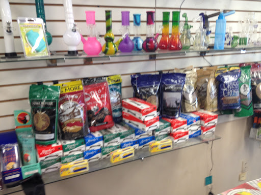 Tobacco Shop «AM SMOKE SHOP», reviews and photos, 1401 State St, Orem, UT 84057, USA