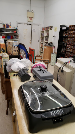 Thrift Store «American Thrift Center», reviews and photos, 1806 Homeville Rd, West Mifflin, PA 15122, USA