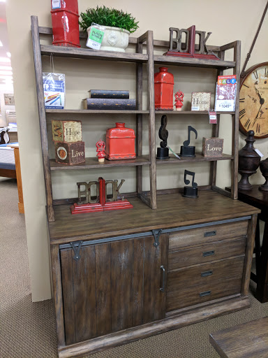 Furniture Store «Raymour & Flanigan Furniture and Mattress Store», reviews and photos, 1345 US-1, North Brunswick Township, NJ 08902, USA