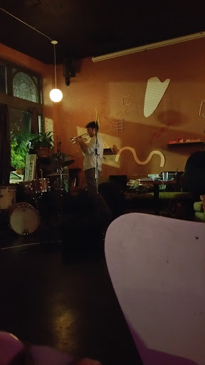 Lounge «Turn! Turn! Turn!», reviews and photos, 8 NE Killingsworth St, Portland, OR 97211, USA