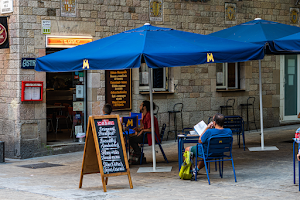 El Casal Café Bar - Tapas, Vinos y Ostras image