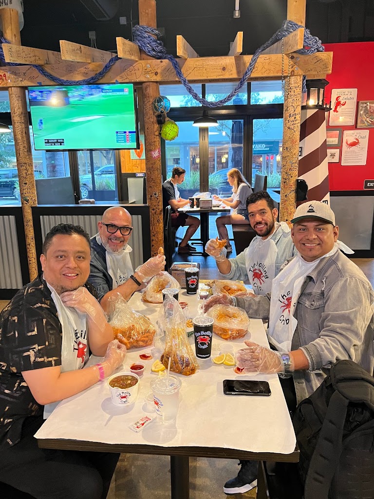 Chifrijo Restaurant & Bar 06401