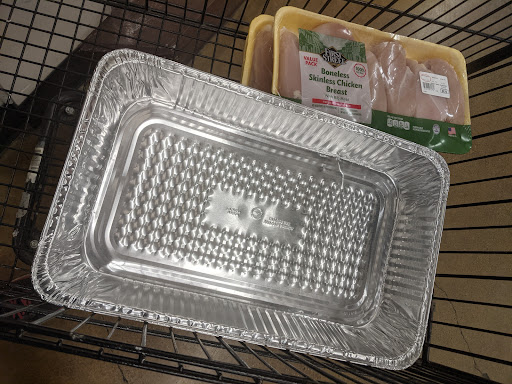 Grocery Store «Smart & Final Extra!», reviews and photos, 250 E 10th St, Gilroy, CA 95020, USA