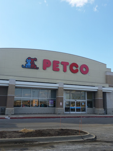Pet Supply Store «Petco Animal Supplies», reviews and photos, 2541 NW Arterial, Dubuque, IA 52002, USA