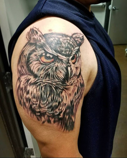 Tattoo Shop «Iconic Tattoo & Piercing», reviews and photos, 16610 N 75th Ave #106, Peoria, AZ 85382, USA