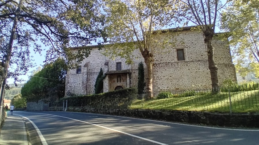 Restaurante Hotel Komentu Maitea