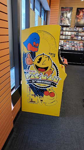 Music Store «Newbury Comics», reviews and photos, 859 Boston Providence Hwy, Norwood, MA 02062, USA