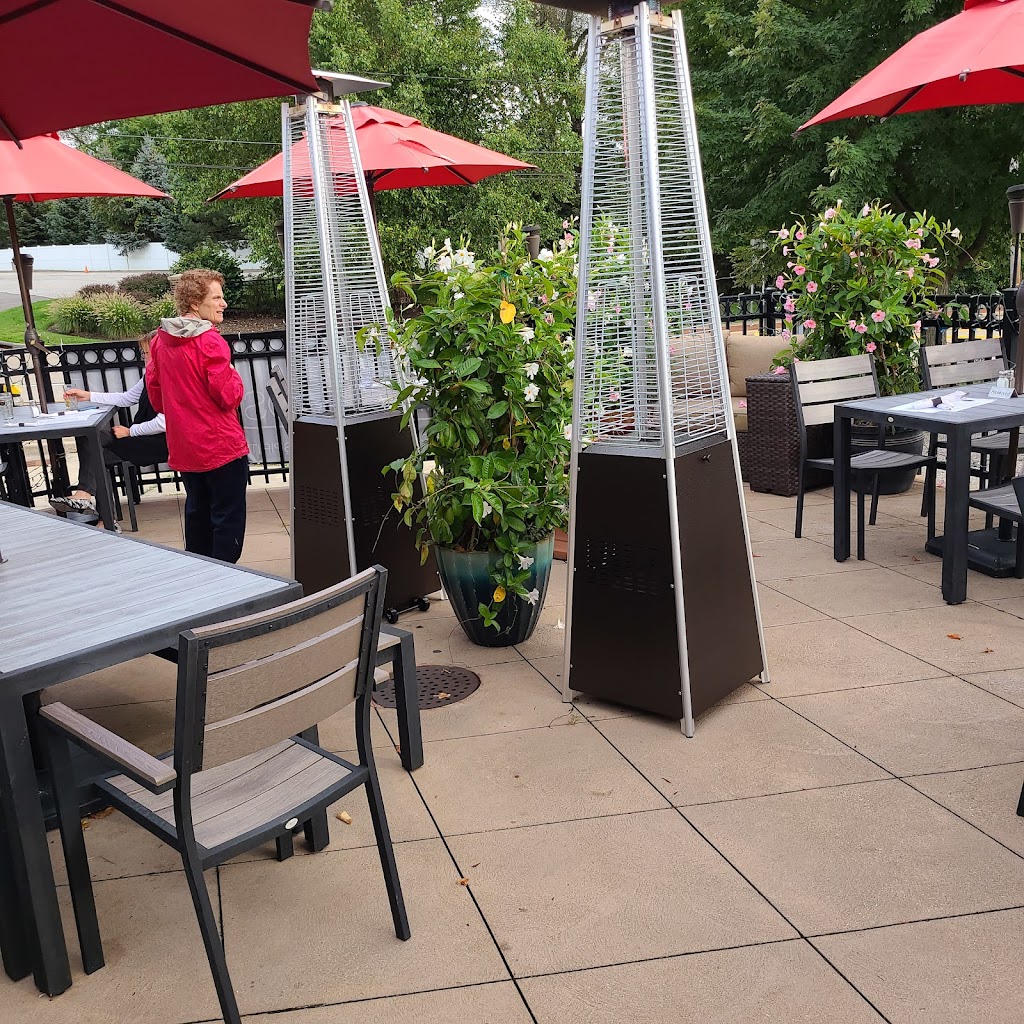 Mish Mosh Eclectic Eatery & Spirits 44139