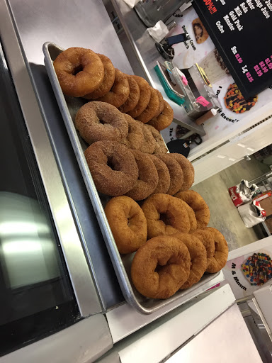 Donut Shop «Donut Mania», reviews and photos, 4460 S Durango Dr D, Las Vegas, NV 89147, USA
