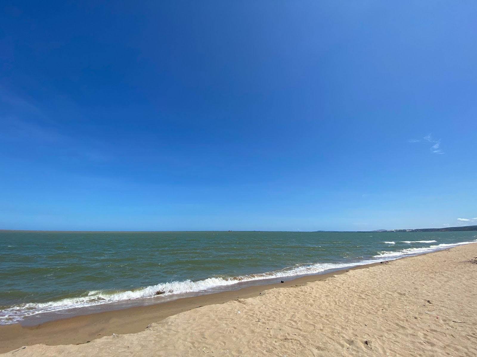 Fotografie cu Hoa Phu Beach cu nivelul de curățenie înalt