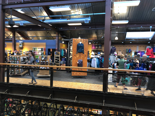 Camping Store «REI», reviews and photos, 840 Brannan St, San Francisco, CA 94103, USA