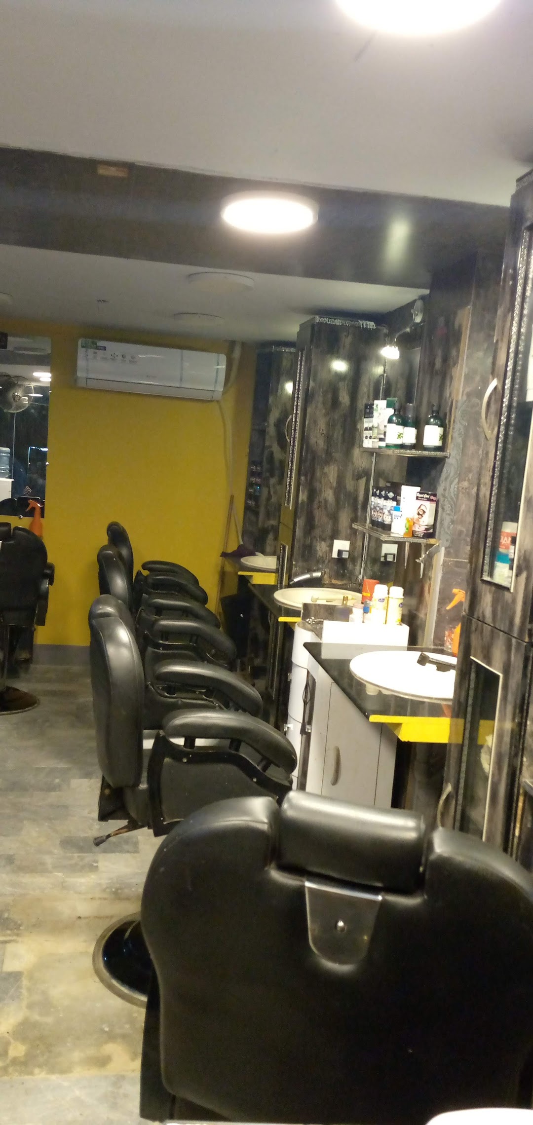 Gentlamen barber shop