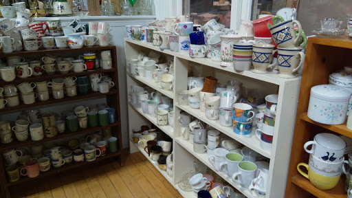 Thrift Store «Jonnycake Center of Westerly», reviews and photos