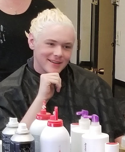 Beauty Salon «Solos Salon», reviews and photos, 695 SW 15th St, Corvallis, OR 97333, USA