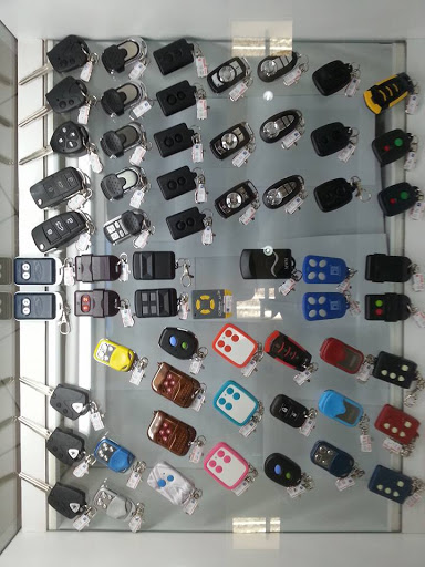 Locksmith «Safehouse Locksmith & Hardware», reviews and photos, 18811 Union Tpke, Flushing, NY 11366, USA