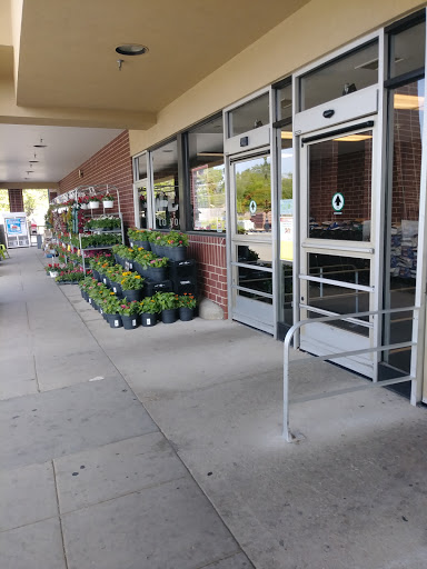 Grocery Store «Jewel-Osco», reviews and photos, 1600 Deerfield Rd, Highland Park, IL 60035, USA