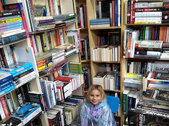 Polonia Book Store