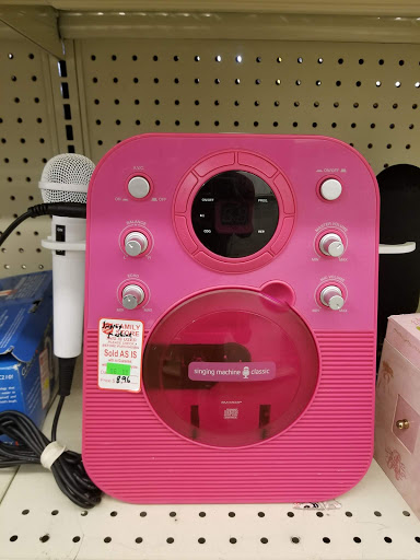 Thrift Store «The Salvation Army Family Store & Donation Center», reviews and photos, 6715 Dempster St, Morton Grove, IL 60053, USA